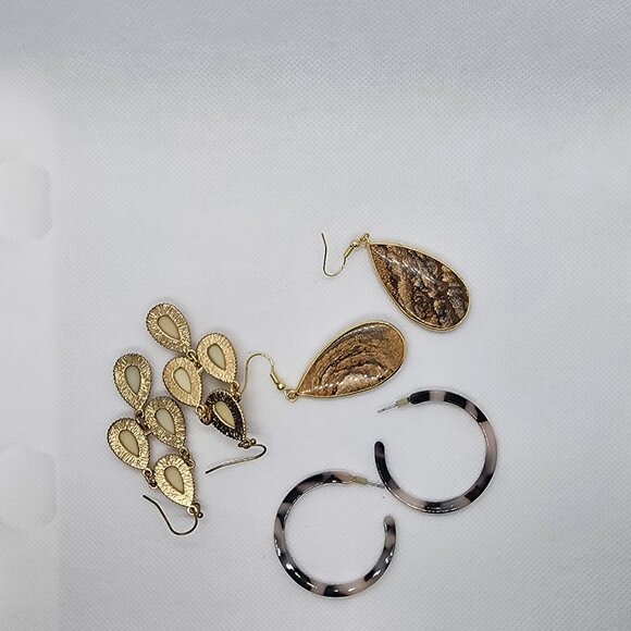 Earring bundle - Picture 5 of 5